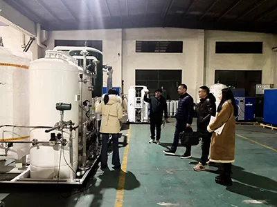 جولة تفقدية ميدانية: وفد لعميل من كازاخستان